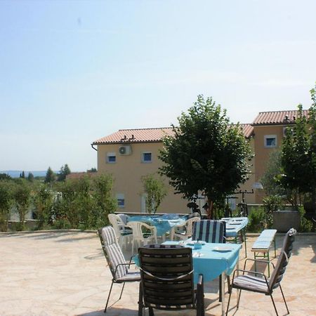 Appartement Mateo Barbariga Exterior foto
